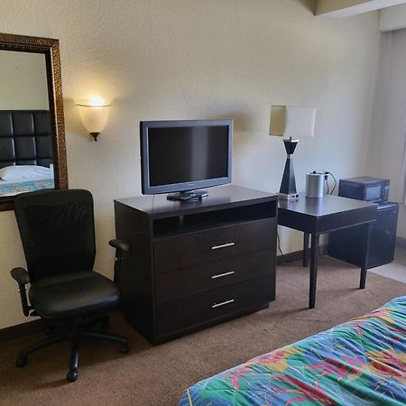 Metro Inn & Suites Jacksonville Zewnętrze zdjęcie